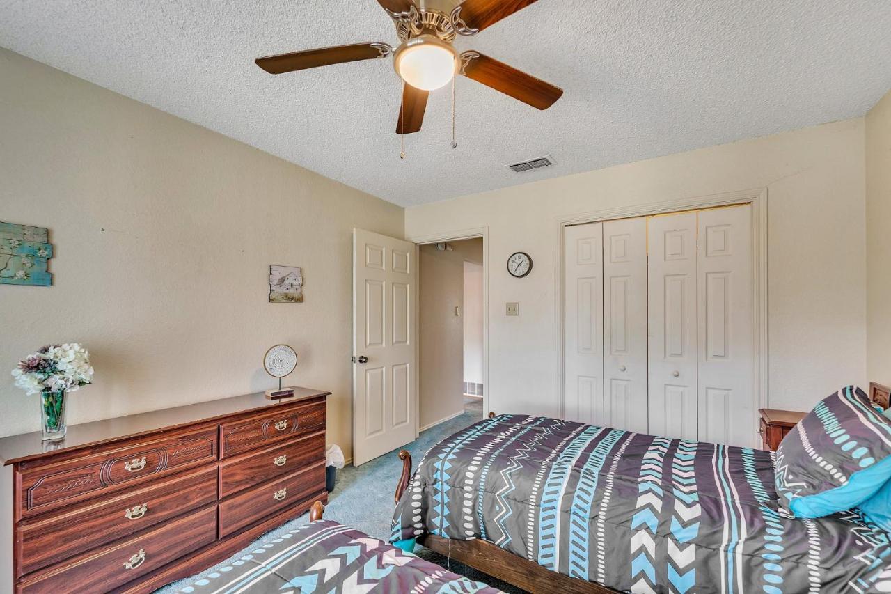Homestead House - In Shadow Hills Golf Course Division Home Lubbock Extérieur photo